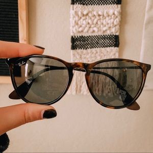 Ray Ban Erika Classic Sunglasses
